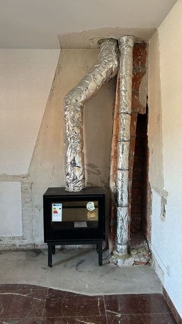 Proyecto de leña: de chimenea clásica a casete con pladur